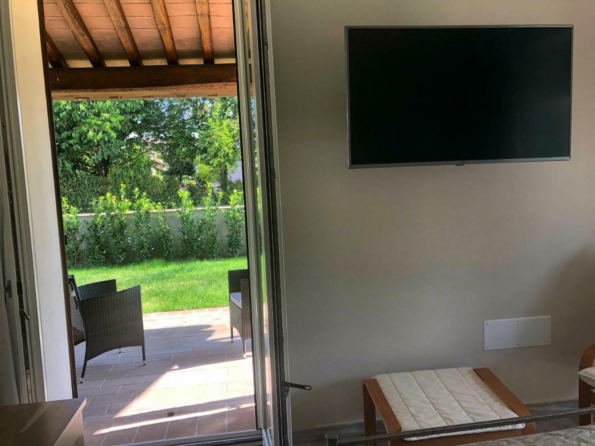 Villa Pirignano Foligno Extérieur photo