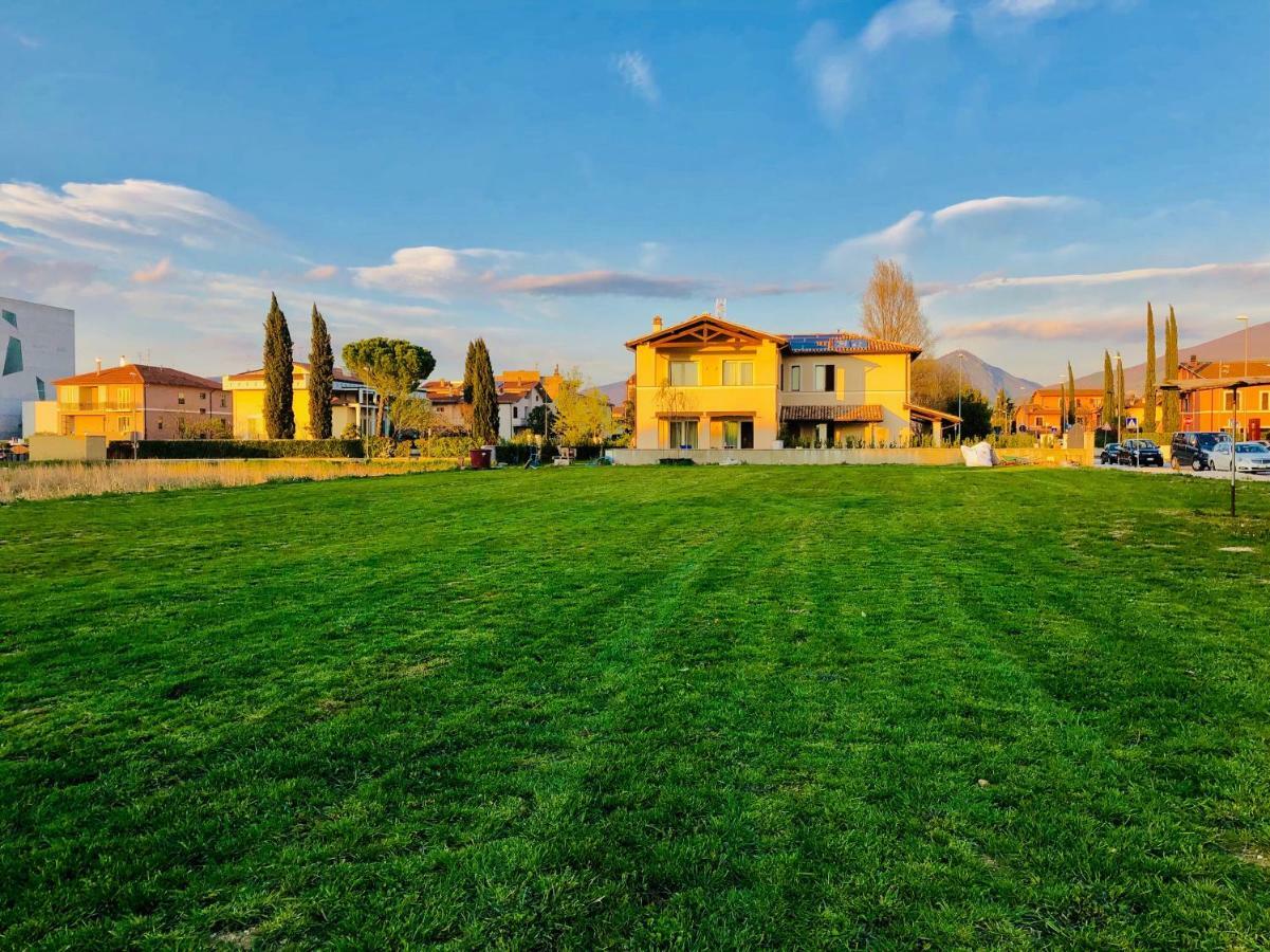 Villa Pirignano Foligno Extérieur photo