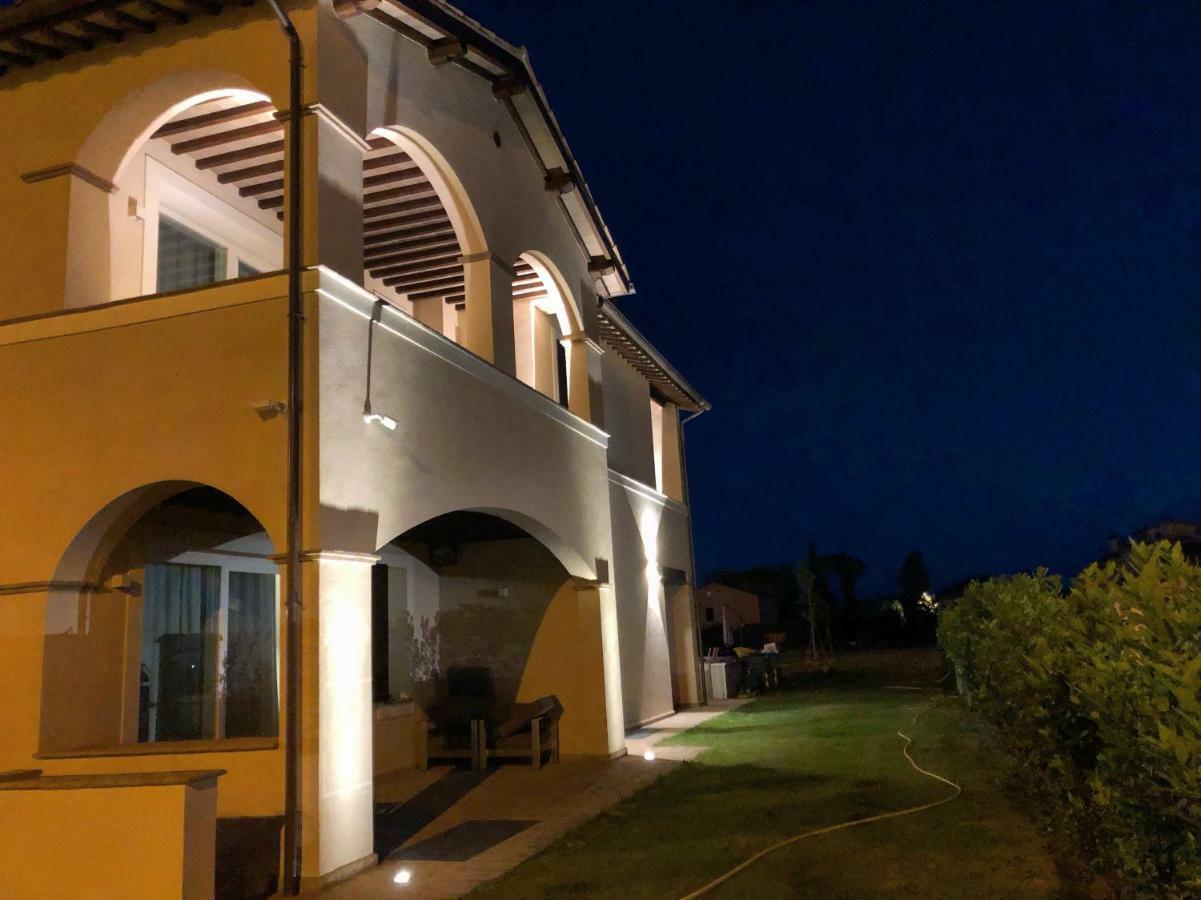 Villa Pirignano Foligno Extérieur photo